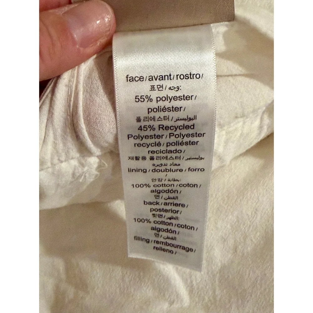 Pottery Barn Teen Cocoon Voile Quilted Sham White Standard‎ 20x26 Textured Puffy